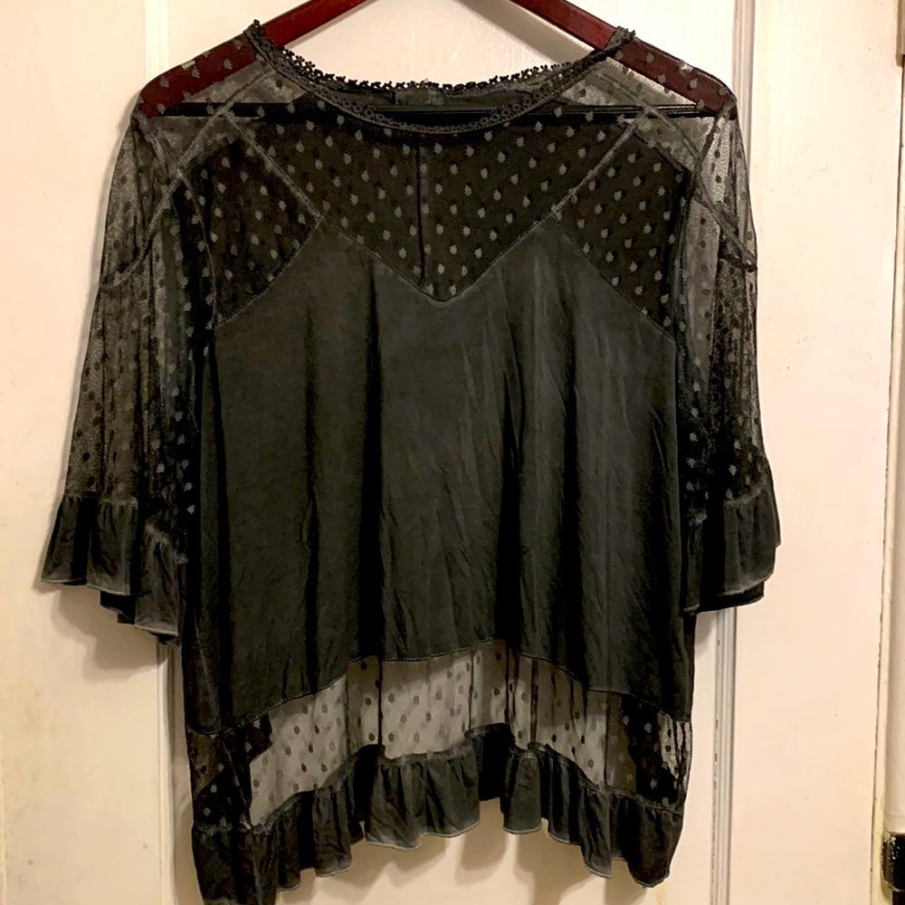 Lace backless top